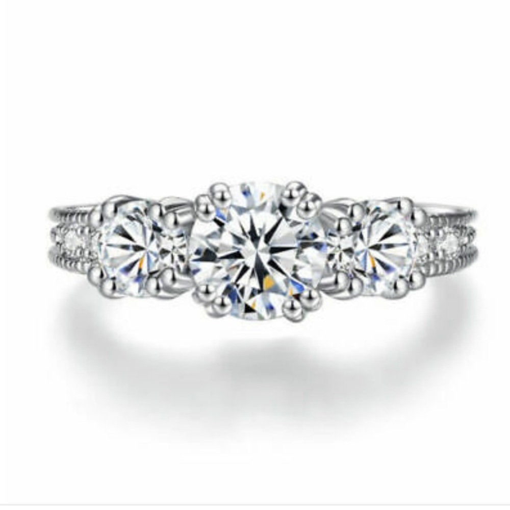 COPY - Oval Cut White Topaz Gemstone Silver Ring - Picture 5 of 5